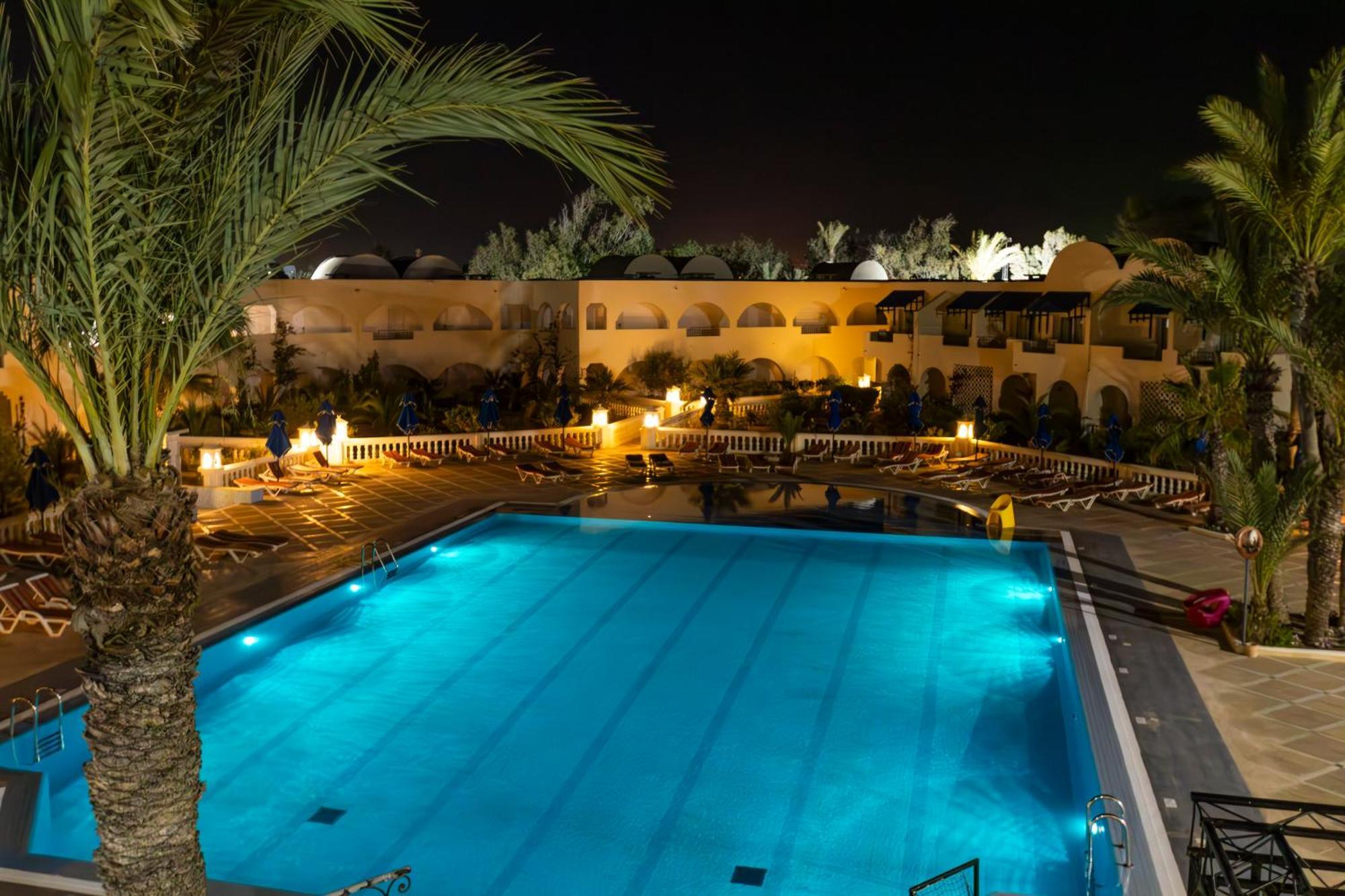 Le Petit Palais Djerba & Spa Houmt Souk  Buitenkant foto