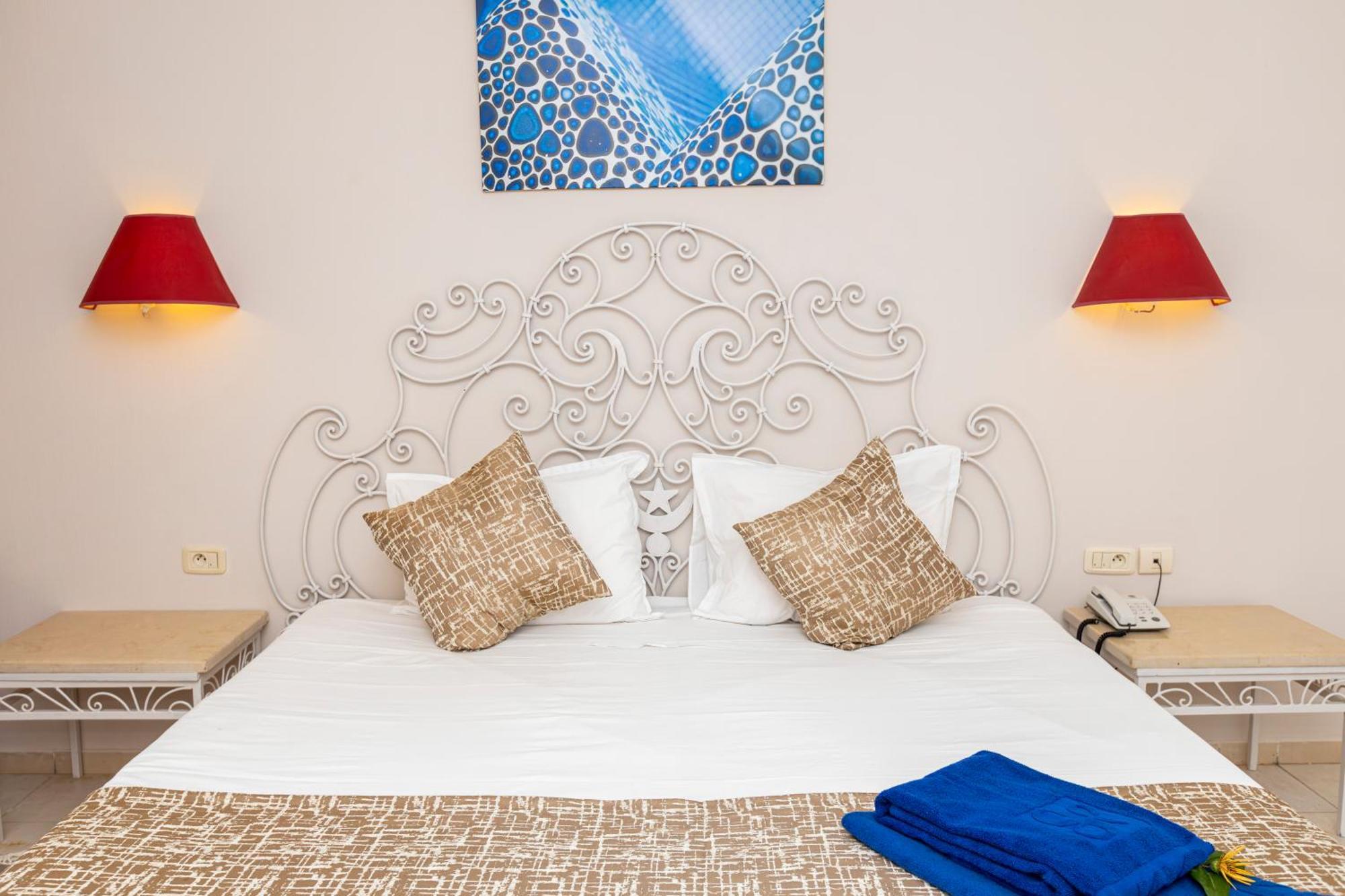 Le Petit Palais Djerba & Spa Houmt Souk  Buitenkant foto